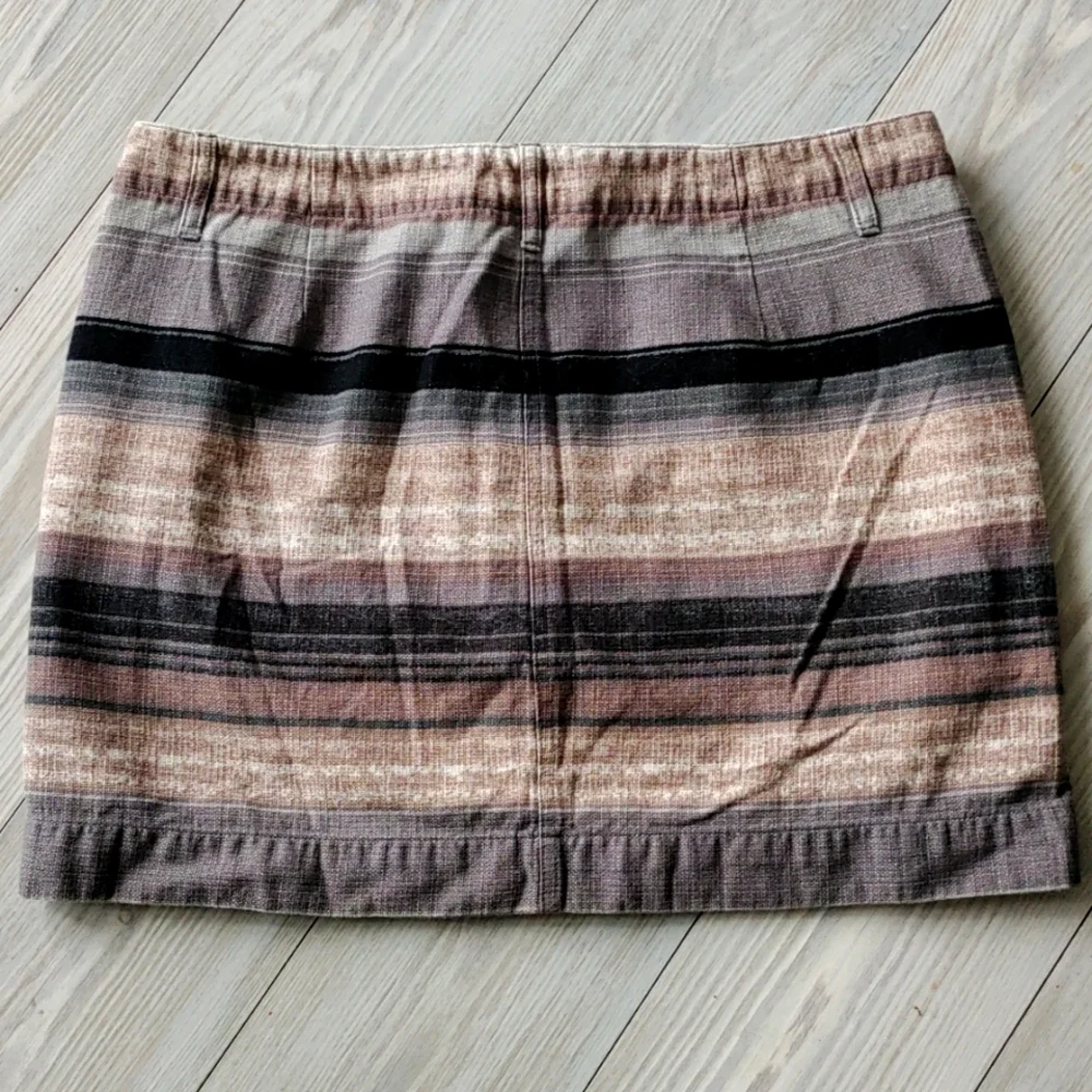 Women's vintage Old Navy striped mini skirt size 10